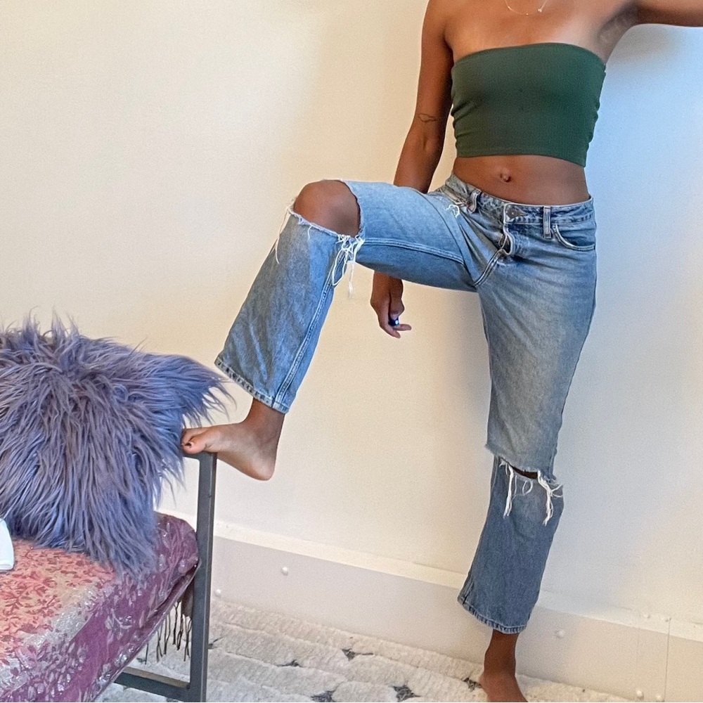 Urban Outfitters BDG DESTROYED JESSYE BOYFRIEND JEANS